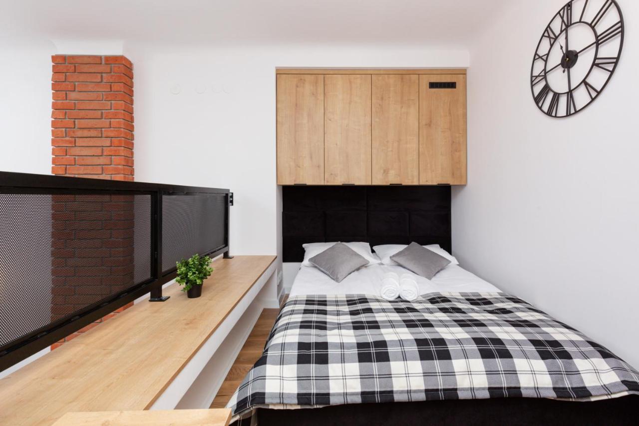 City Center Mezzanine Studio Chmielna By Noclegi Renters وارسو المظهر الخارجي الصورة